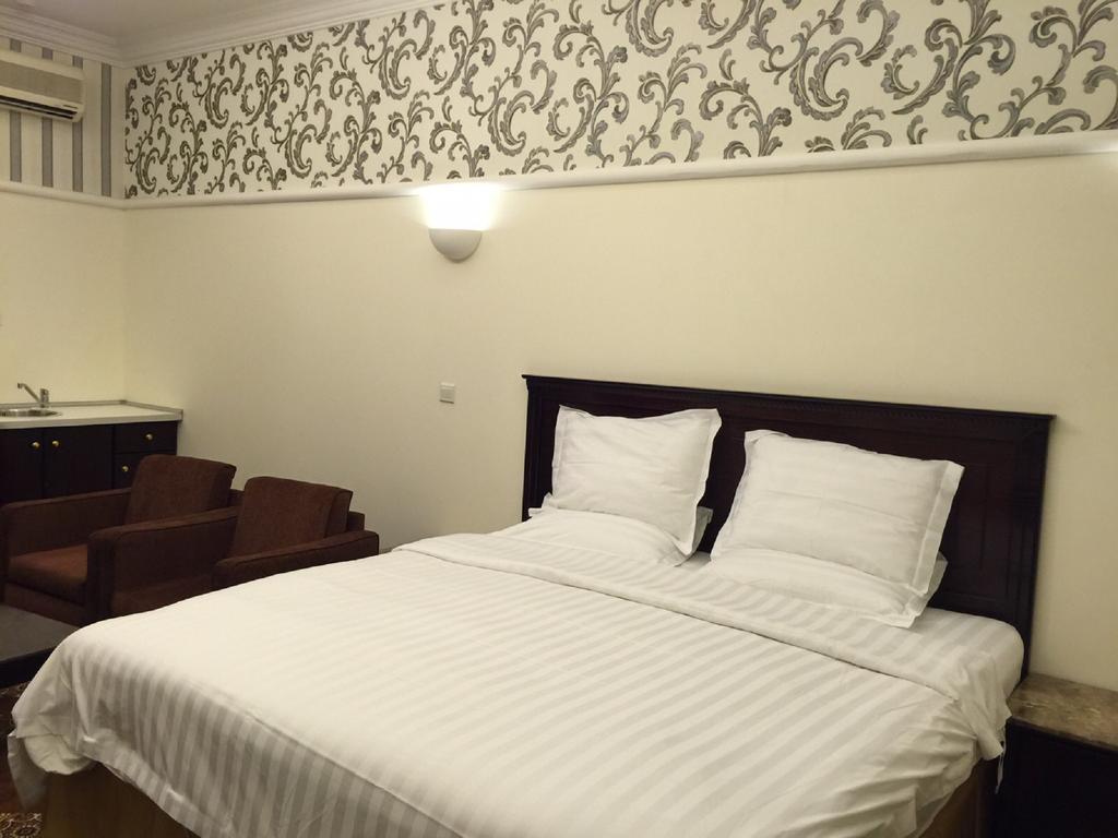 Al Denny Aparthotel Jeddah Phòng bức ảnh