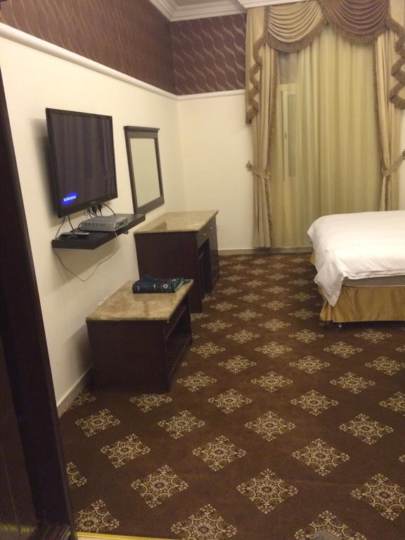 Al Denny Aparthotel Jeddah Phòng bức ảnh